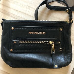 Michael Kors Gilmore Crossbody Purse